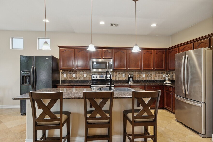 More Photos Of 2123 W Maya Way, Phoenix Healthcare For Sale