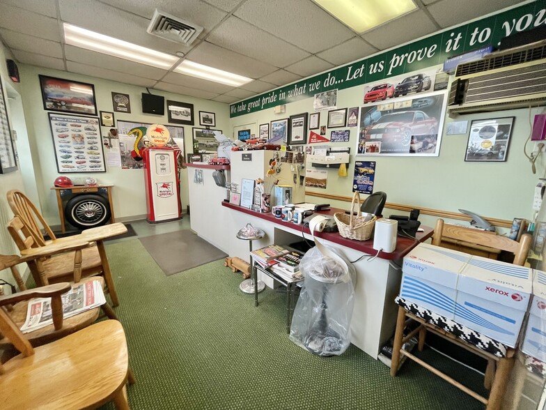 More Photos Of 20 Linden Pl, Port Jefferson Service For Sale