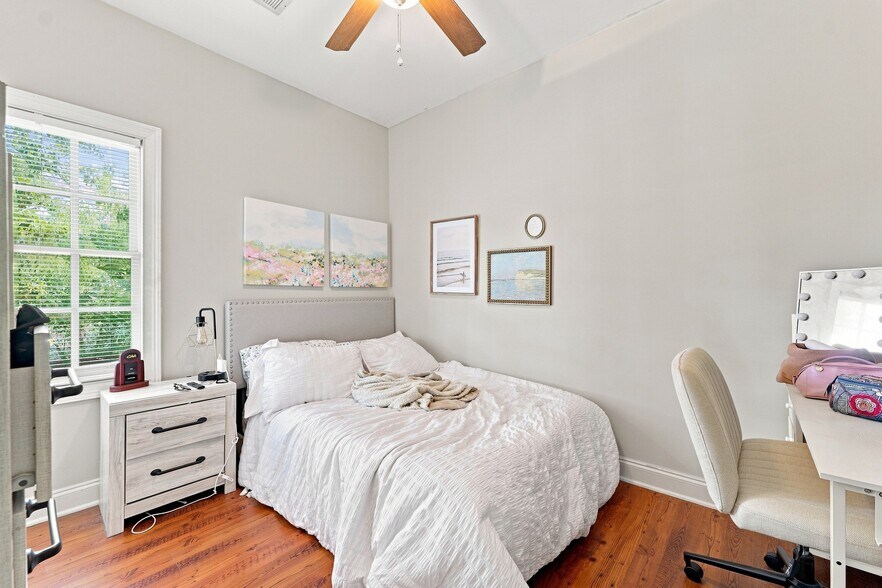 More Photos Of 183 Smith St, Charleston Multifamily For Sale