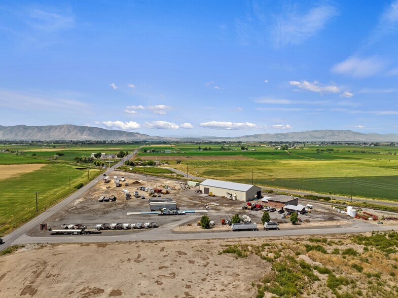More Photos Of 908 W 1000 N, Spanish Fork Manufacturing For Sale