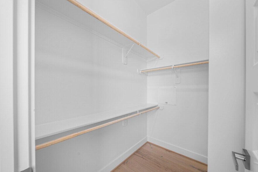 More Photos Of 2632 Paul Quinn St, Houston Apartments For Sale