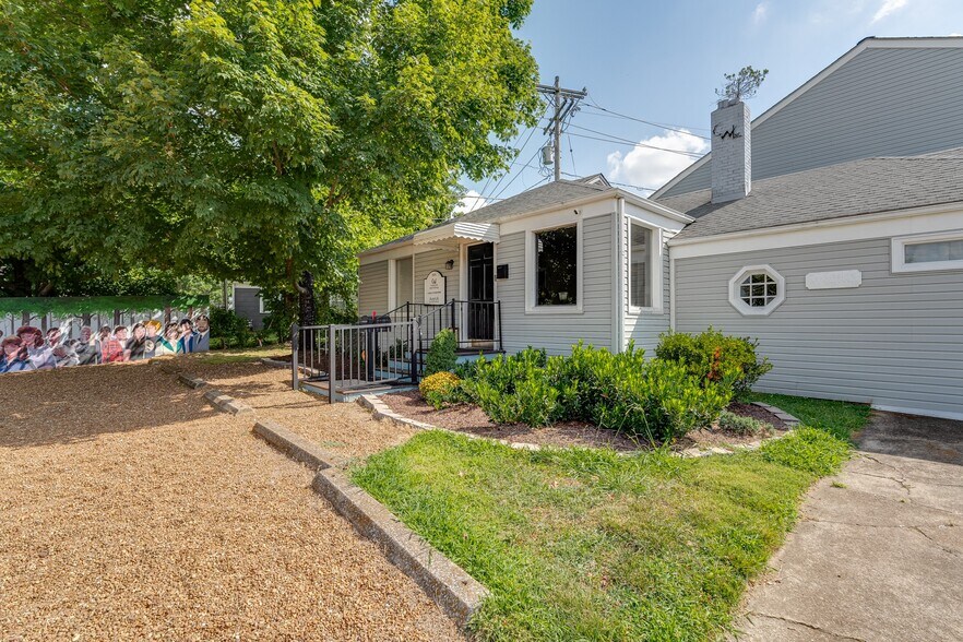 More Photos Of 2804 Azalea Pl, Nashville Office For Sale