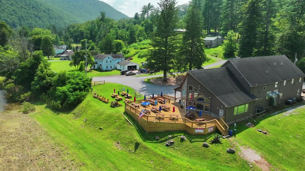 Primary Photo Of 392 Slate Run Rd, Slate Run Hotel For Sale