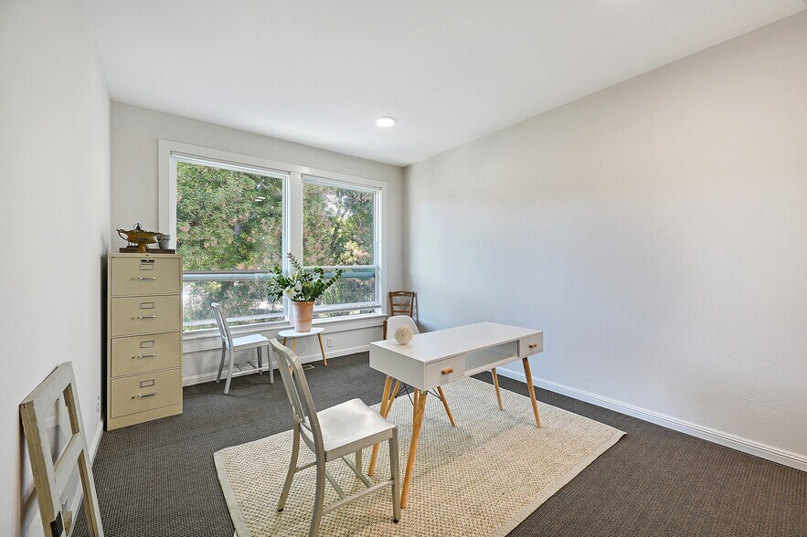 More Photos Of 125-131 Camino Alto, Mill Valley Office For Lease