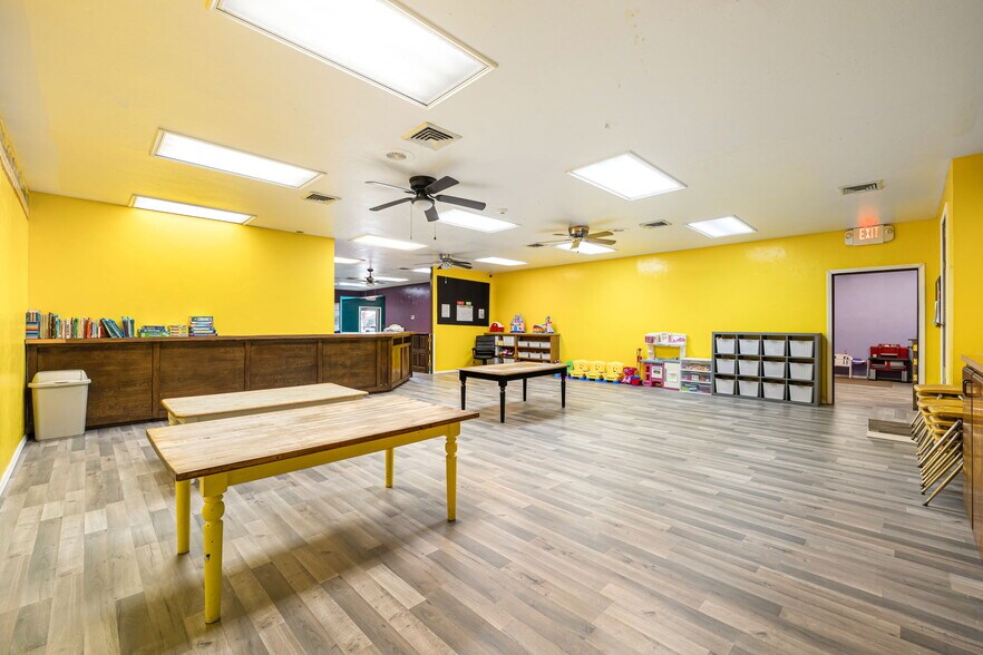 More Photos Of 1419 W London St, El Reno Religious Facility For Sale