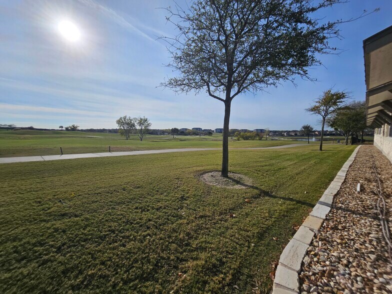 More Photos Of 230 Klattenhoff Ln, Hutto Office For Lease