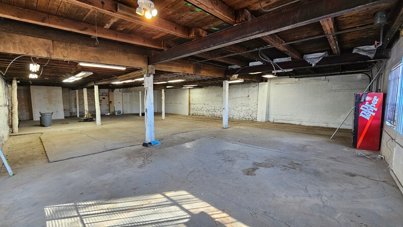 More Photos Of 106 S Chestnut St, Colorado Springs Storefront For Lease