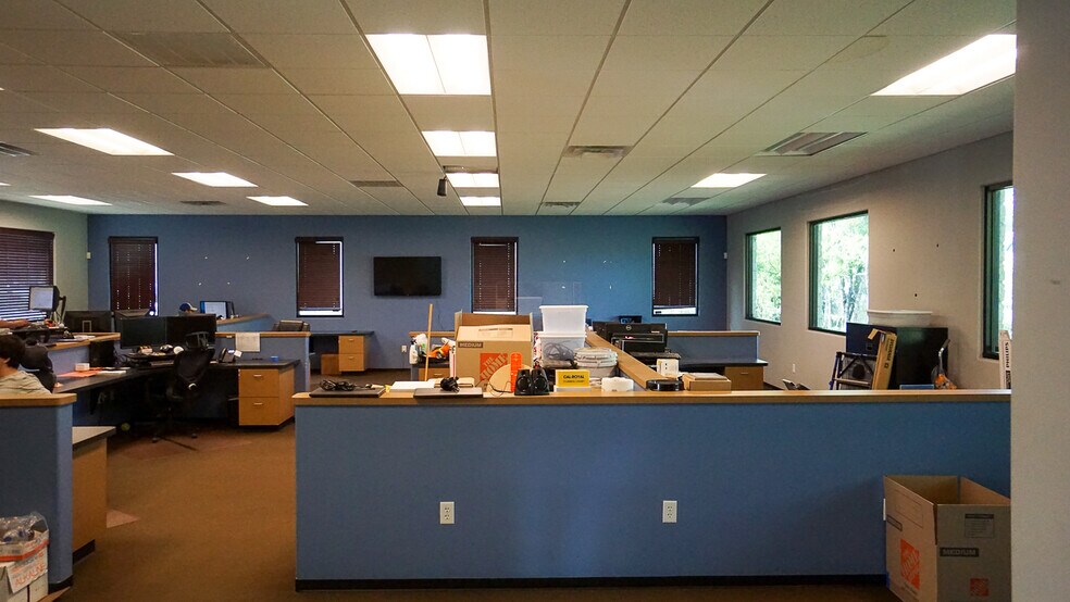 More Photos Of 2911 S A.W. Grimes Blvd, Pflugerville Office For Lease