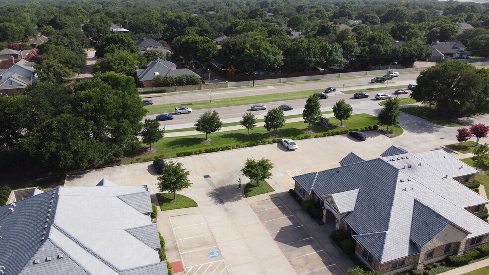 More Photos Of 1050 W Campbell Rd, Richardson Medical For Sale
