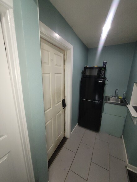 More Photos Of 2536 Indianapolis Ave, Indianapolis Apartments For Sale