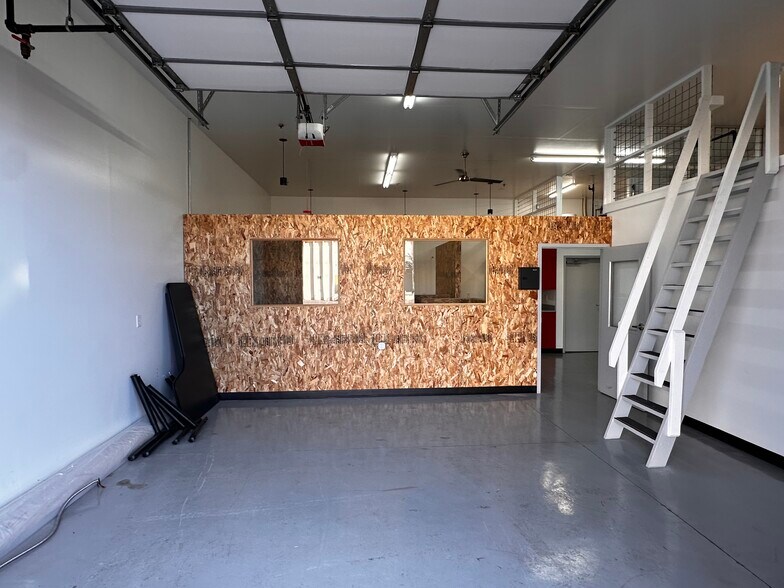 More Photos Of 1225 Blue Spruce Dr, Fort Collins Warehouse For Lease