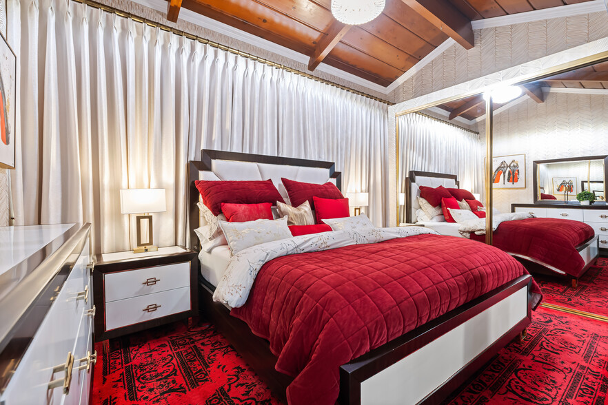 More Photos Of 2366 Main St, Ramona Office For Sale