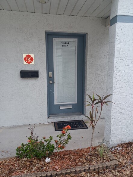 More Photos Of 13304 Winding Oak Ct, Tampa Medical For Lease