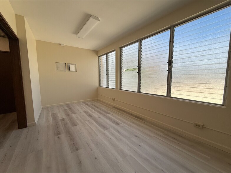 More Photos Of 1614 Kalakaua Ave, Honolulu Freestanding For Lease