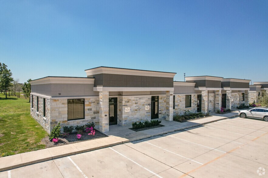 Primary Photo Of 3129 Kingsley Dr, Pearland Medical For Sale