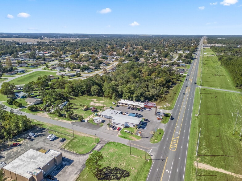 More Photos Of 9594 SE Maricamp Rd, Ocala Auto Repair For Sale