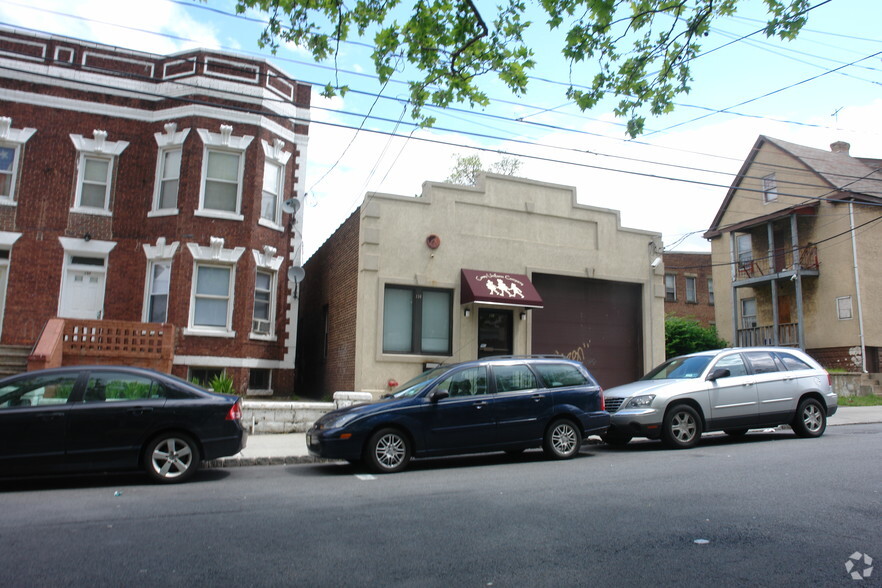 Primary Photo Of 130 Patterson St, Perth Amboy Light Distribution For Lease