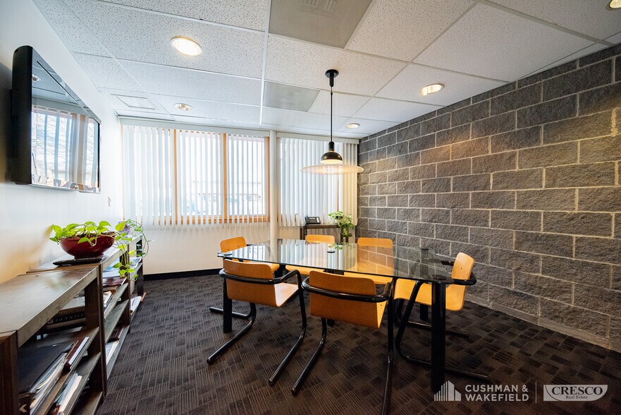 More Photos Of 26031 Center Ridge Rd, Westlake Medical For Lease