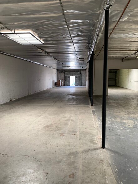 More Photos Of 11606 W Higgins St, North Hollywood Warehouse For Lease