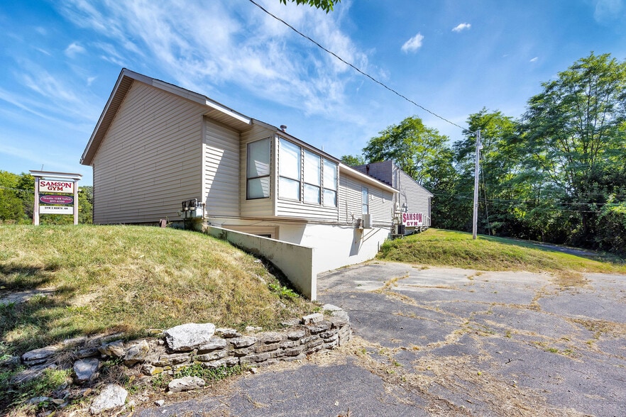 More Photos Of 1188 Pyramid Hill Blvd, Hamilton Flex For Sale