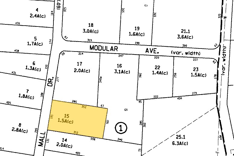 More Photos Of 70 Mall Dr, Commack Office For Lease