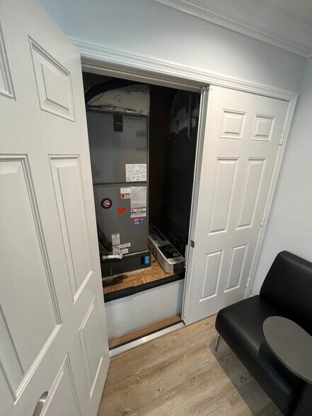 More Photos Of 1104 Kyle Wood Ln, Brandon Medical For Sale