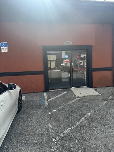 More Photos Of 1002 Manatee Ave, Bradenton Freestanding For Lease