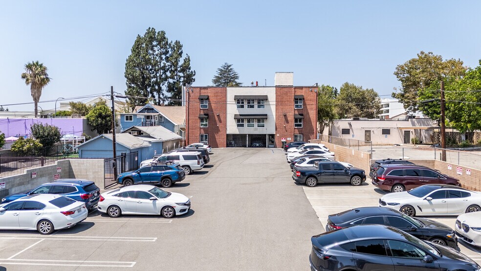 More Photos Of , Pasadena Unknown For Sale