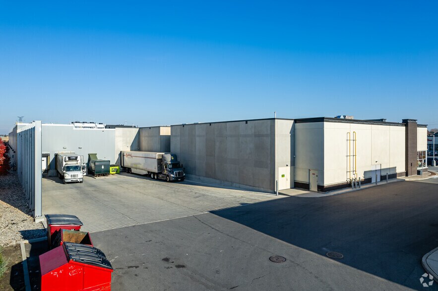 More Photos Of 10th Line Rd, Ottawa Unknown For Lease