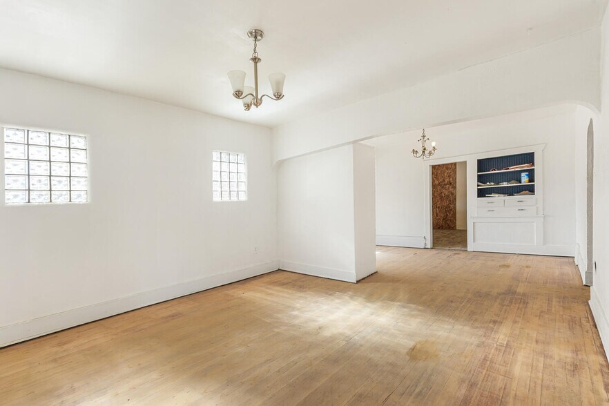 More Photos Of 4705 Claude Ct, Denver Storefront Retail Residential For Sale