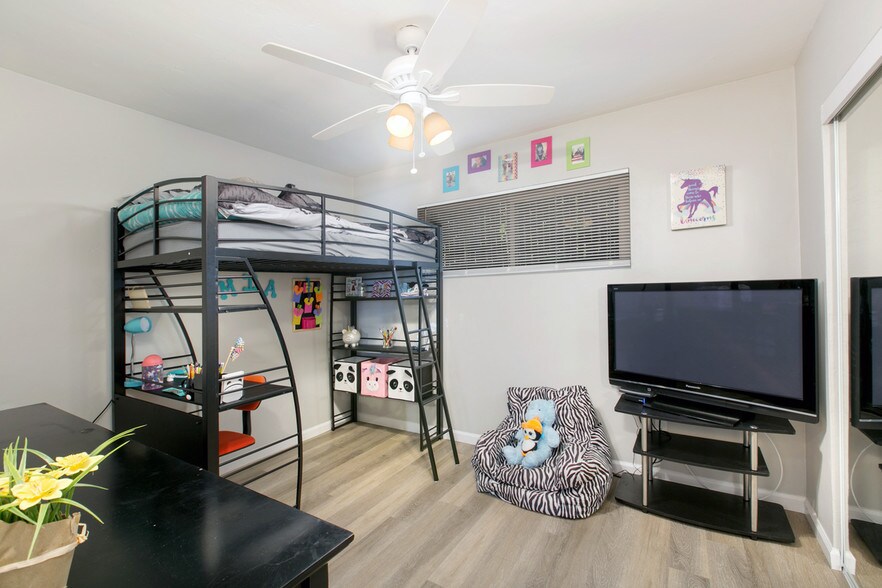 More Photos Of 3960-3968 Helix St, Spring Valley Apartments For Sale