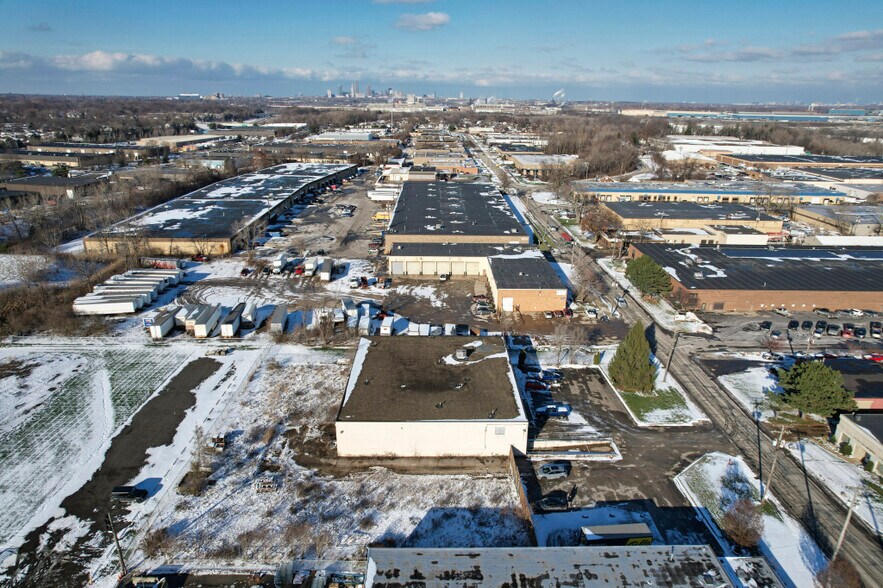 More Photos Of 4878 Van Epps Rd, Brooklyn Heights Manufacturing For Sale