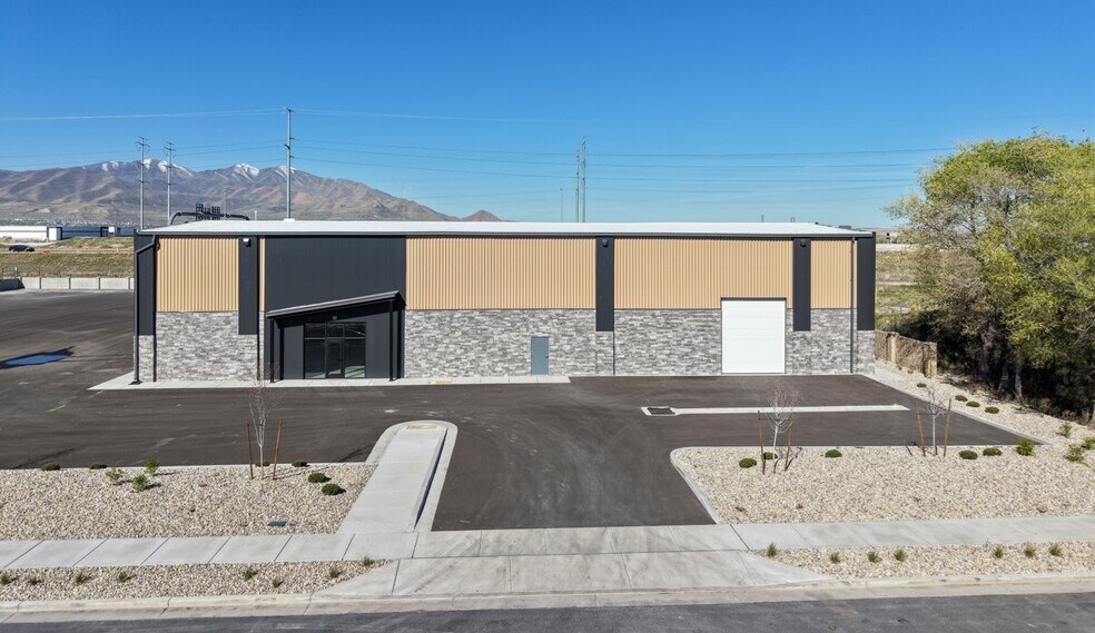 Primary Photo Of 2256 S 5700 W, West Valley City Warehouse For Lease