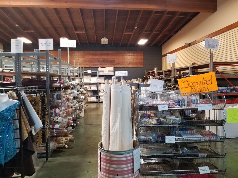 More Photos Of 1805-1807 Eastshore Hwy, Berkeley Warehouse For Lease