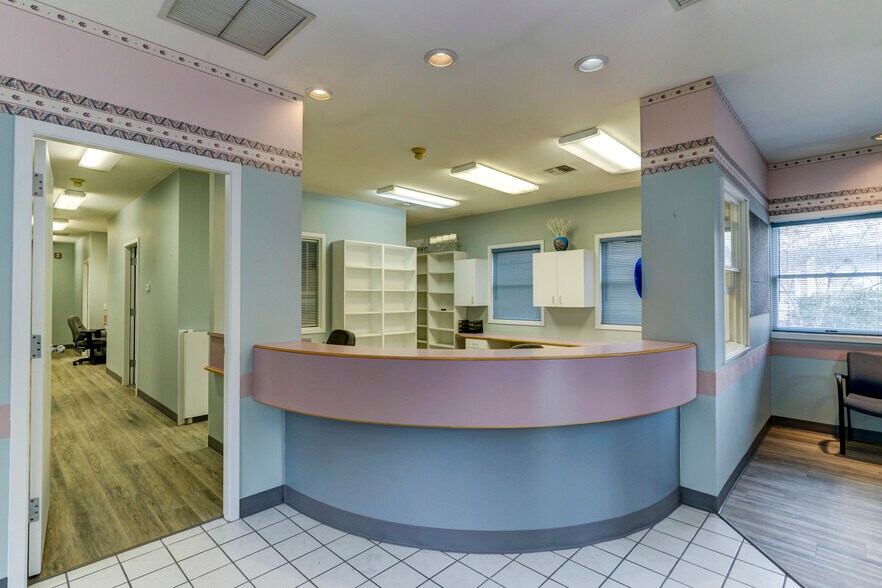 More Photos Of 403 Black Hills Ln SW, Olympia Medical For Sale