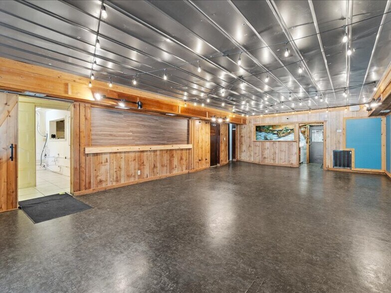 More Photos Of 10730 Camp Mack Rd, Lake Wales Storefront Retail Residential For Sale