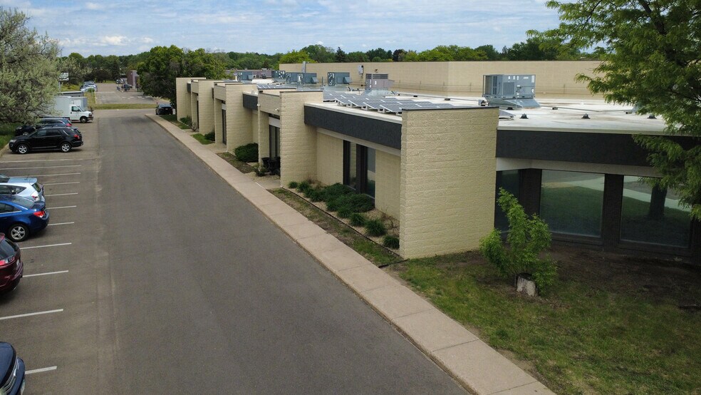 More Photos Of 10740 Lyndale Ave S, Bloomington Light Manufacturing For Sale