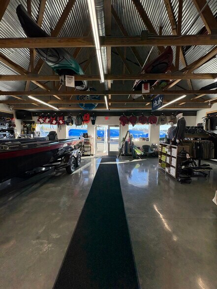 More Photos Of 25272 State Highway 27, Holcombe Office For Lease