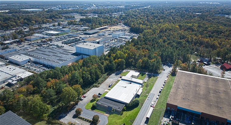 More Photos Of 2807 Transport St, Richmond Manufacturing For Sale