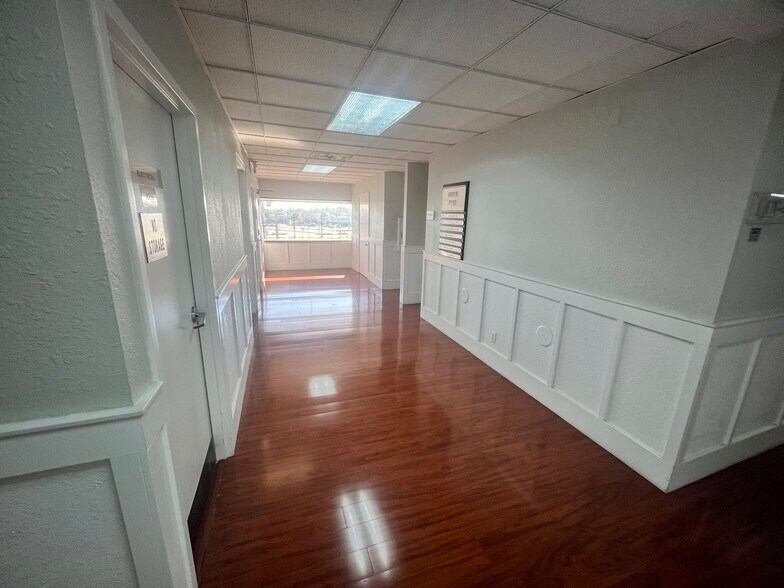 More Photos Of 9501 US Highway 19, Port Richey Office For Sale