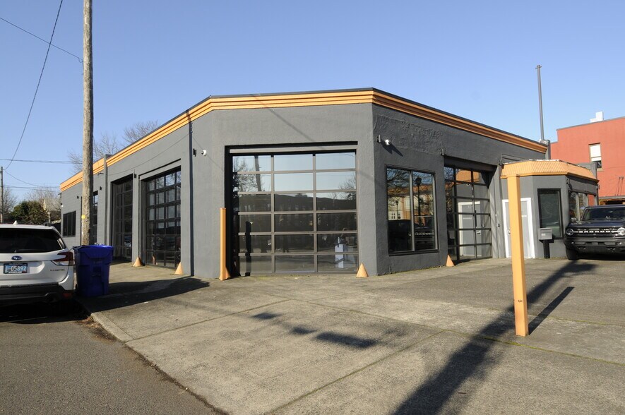 Primary Photo Of 2203 NE Martin Luther King Jr Blvd, Portland Light Manufacturing For Lease