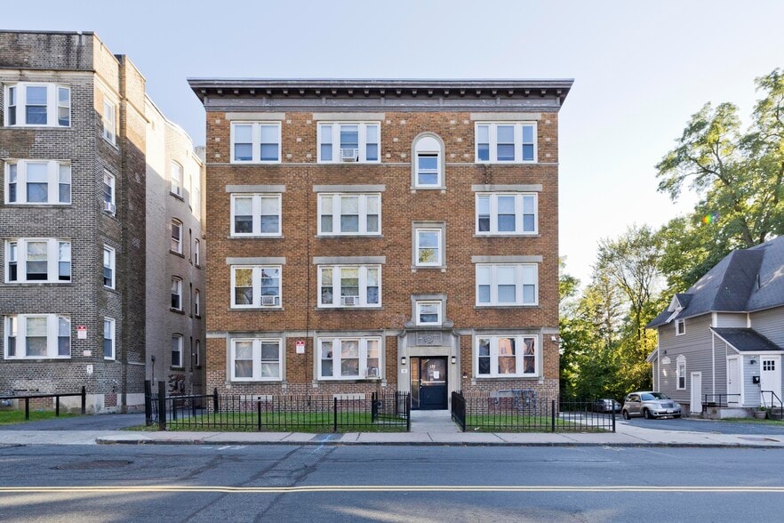 More Photos Of 130 Belmont Ave, Springfield Apartments For Sale