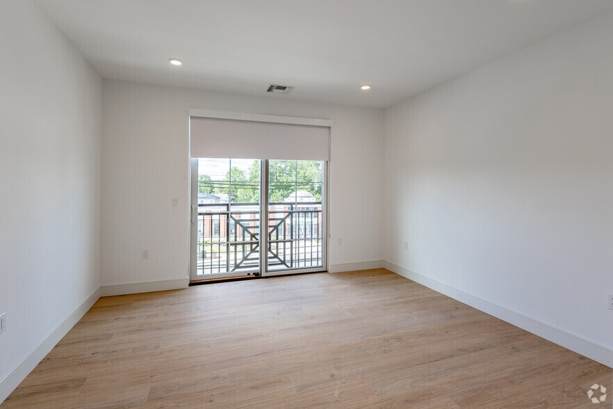 More Photos Of 545 S Livingston Ave, Livingston Apartments For Lease