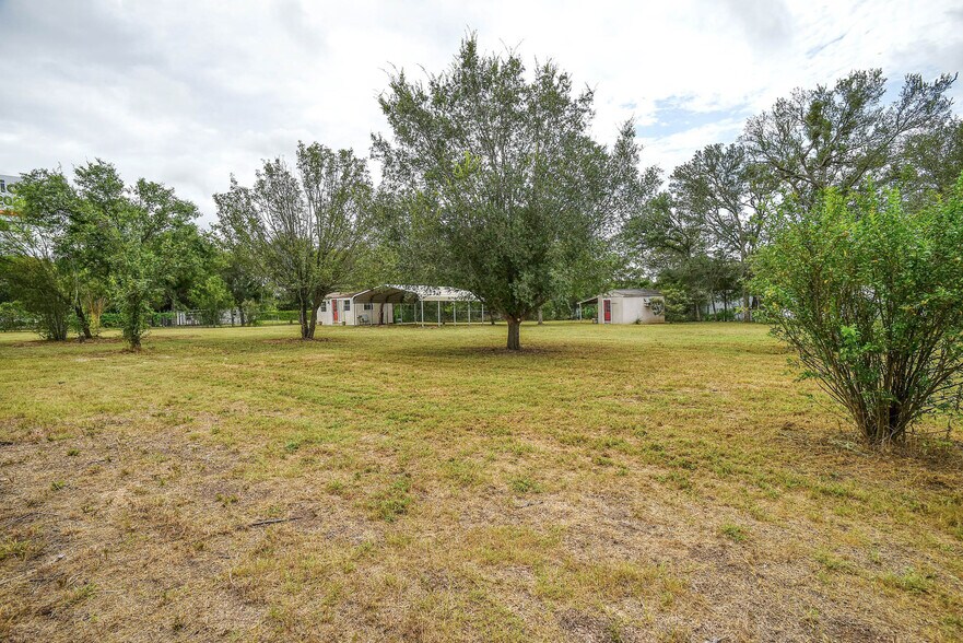 More Photos Of 901 Highway 21 W, Cedar Creek Land For Sale