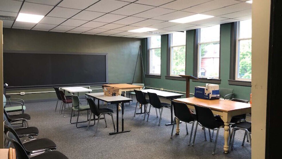 More Photos Of 800 Fifth Street, West Elizabeth, PA 15088, Elizabeth Freestanding For Lease