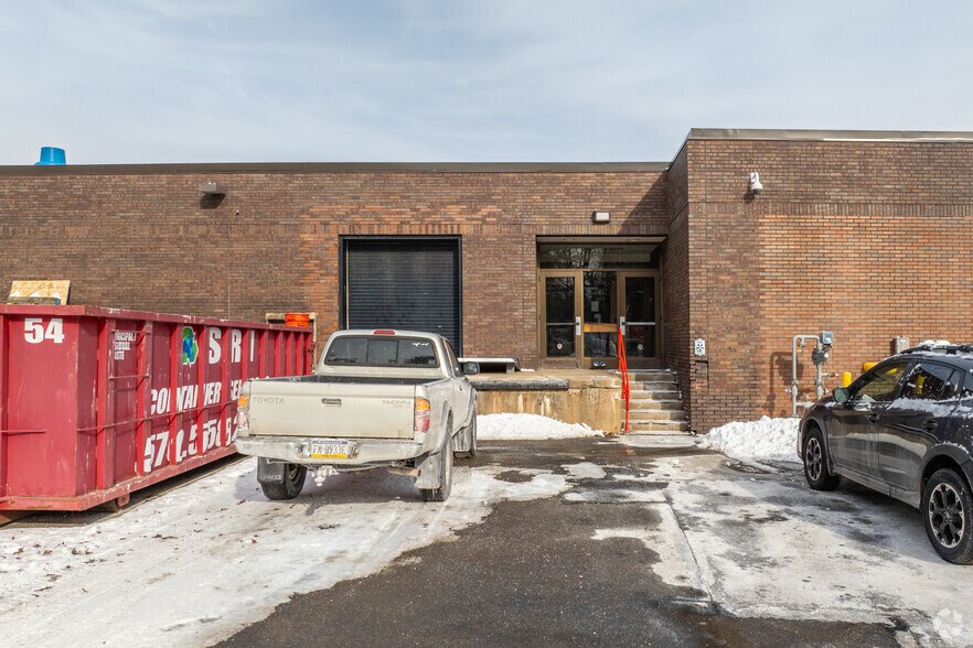 More Photos Of 1300 Old Plank Rd, Mayfield Medical For Sale