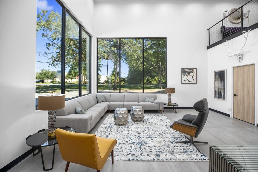 More Photos Of 2001 Tulane Dr, Lufkin Medical For Sale