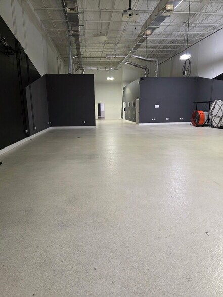 Primary Photo Of 959 Shotgun Rd, Sunrise Warehouse For Sale
