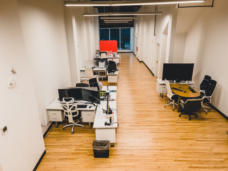 More Photos Of 208 Hay St, Fayetteville Storefront Retail Office For Sale