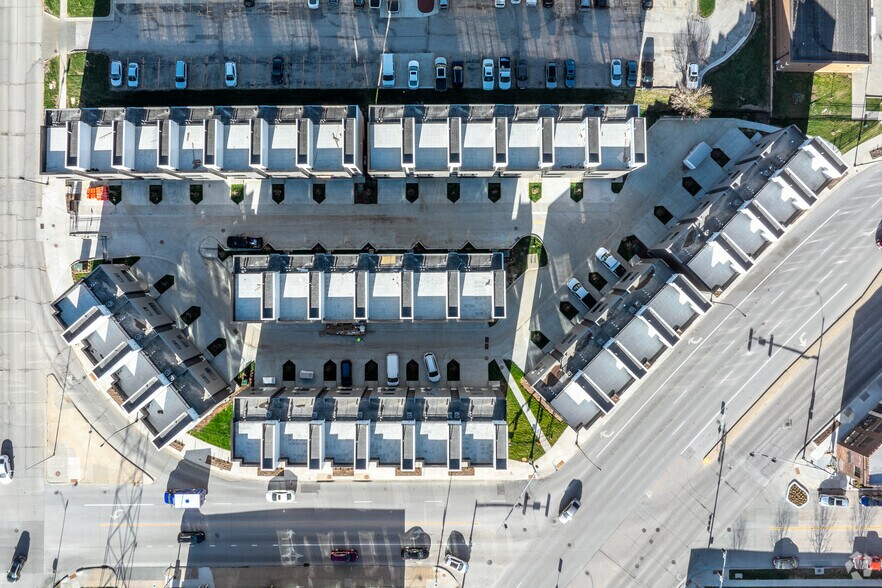 More Photos Of 1200 Keosauqua Way, Des Moines Apartments For Sale